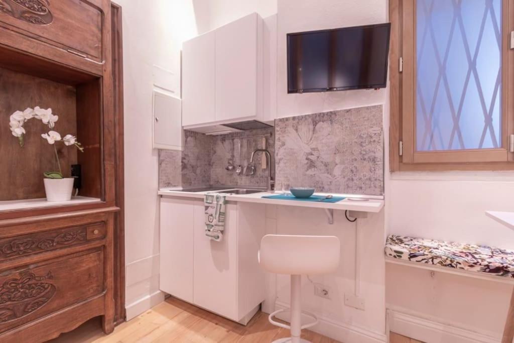 Relstay - Brera - Fascinating 1Br Milaan Buitenkant foto